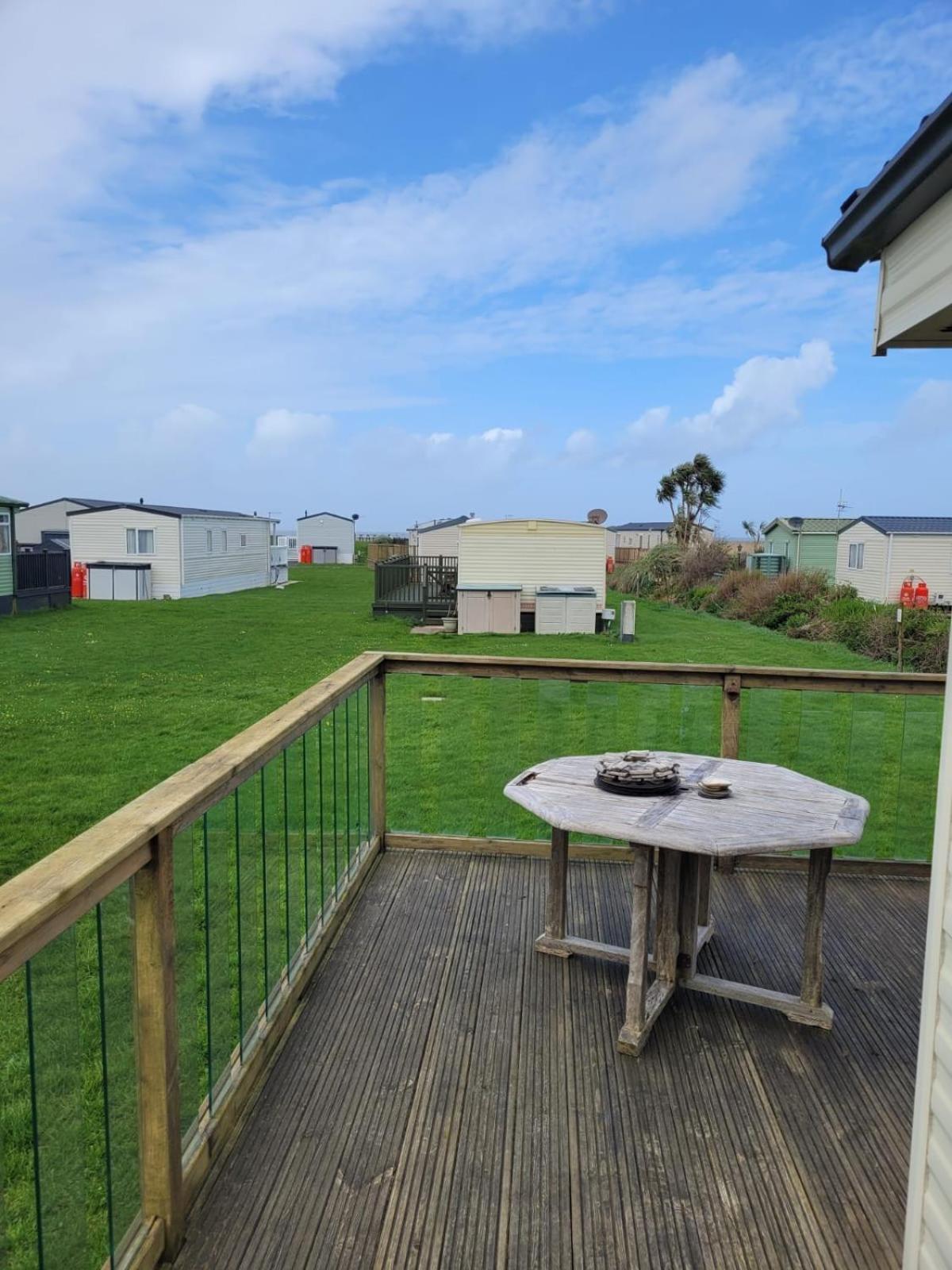 Cosy Caravan Sunbeach *